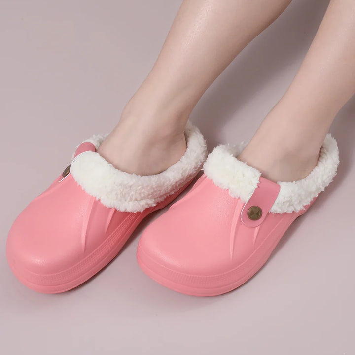 Fuzzy Waterproof Slippers     - VILIVAUN