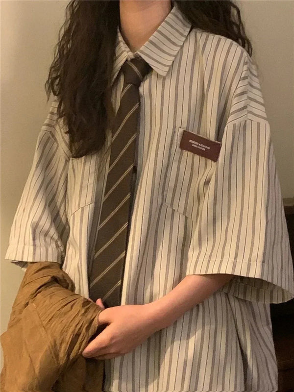 Versatile Loose Retro Striped Short Shirt