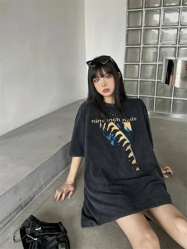 Retro Oversized Nin Inch Nail  T-Shirt