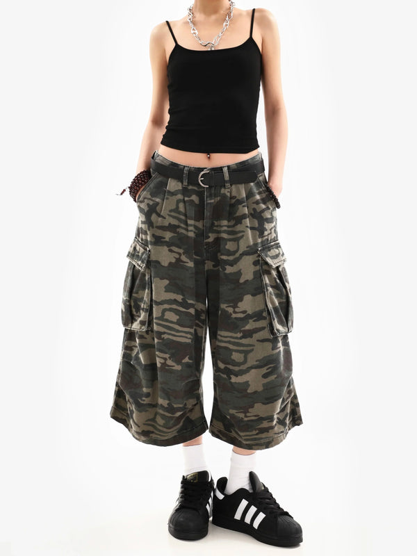 Camouflage Y2K Cargo Jorts