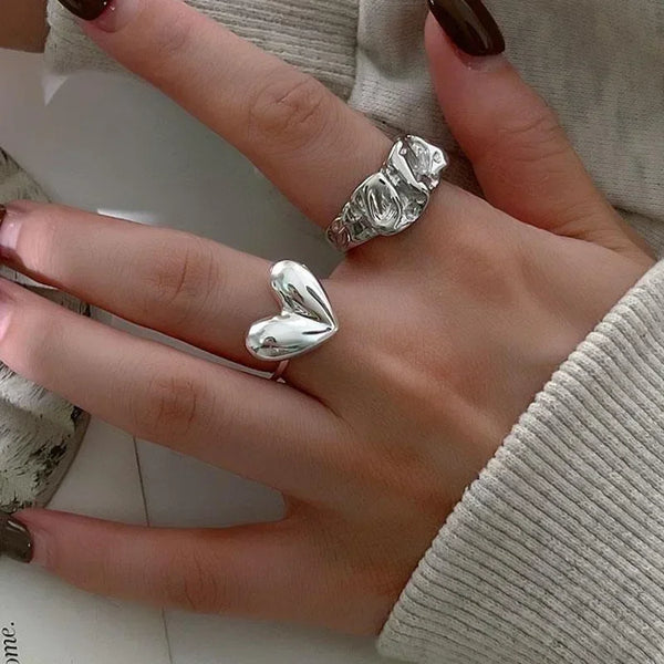 Elegant Cool Silver Love Heart Ring